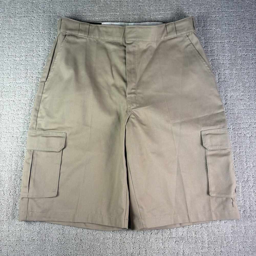 Dickies Shorts Men's Size 36 Beige Cargo Khaki Loose Fit Work Short NWT